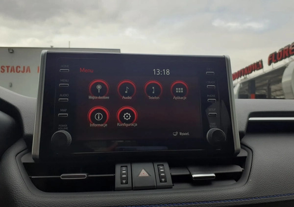 Toyota RAV4 cena 143700 przebieg: 64000, rok produkcji 2020 z Chęciny małe 436